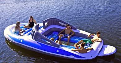 inflatable yacht_summer